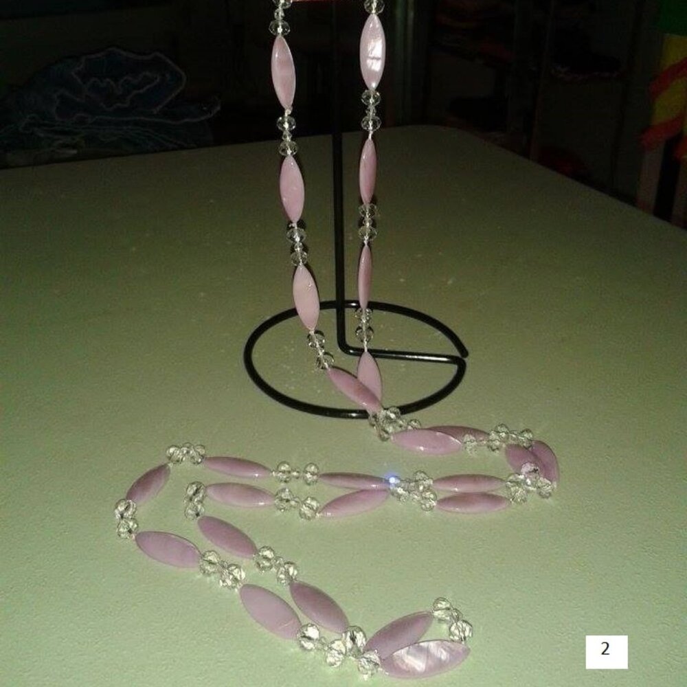Pink beads necklace